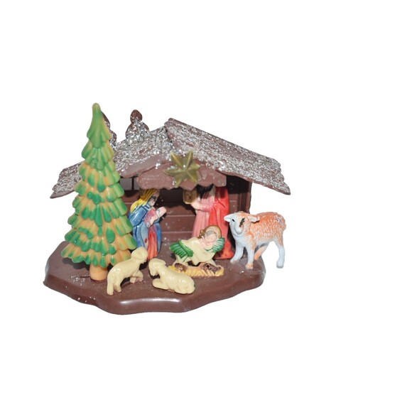 Vtg Plastic Mini Nativity with Mary Joseph Baby Jesus & Animals 3" - Picture 1 of 9